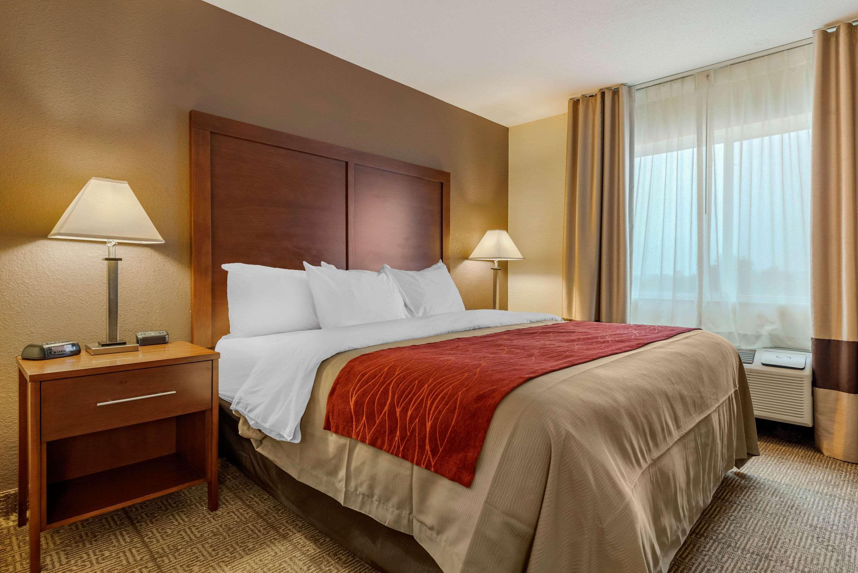 Comfort Inn Warren I-69 Экстерьер фото