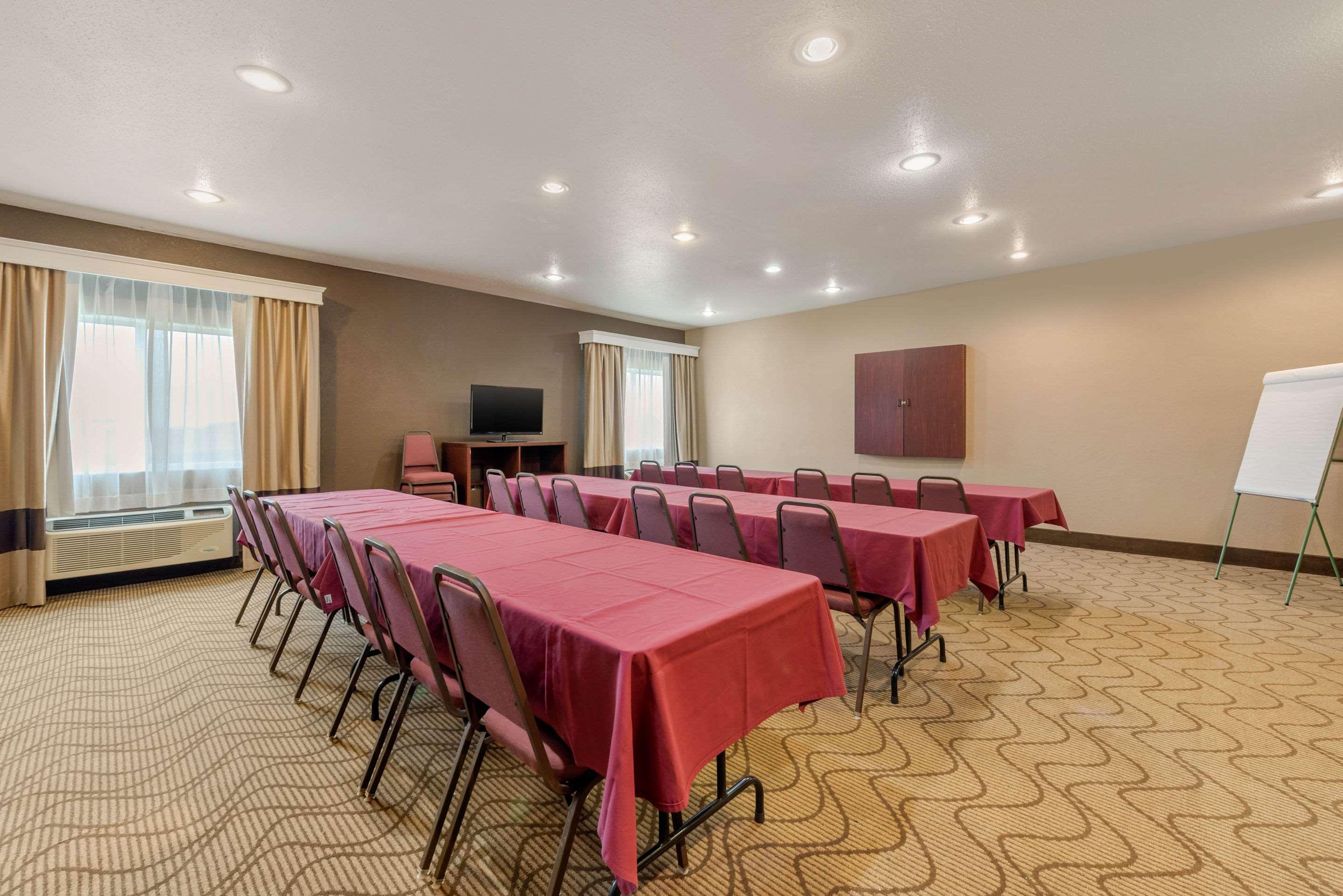 Comfort Inn Warren I-69 Экстерьер фото